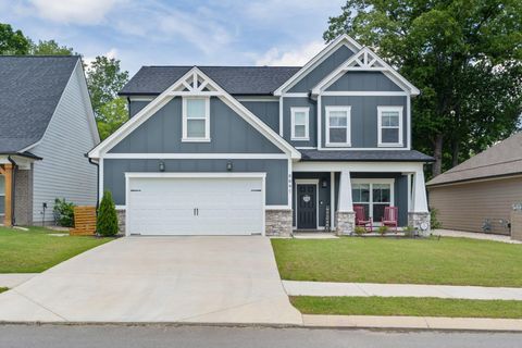 Photo of 8097 Slugger Way, Chattanooga, TN 37421 (MLS # 3061614)