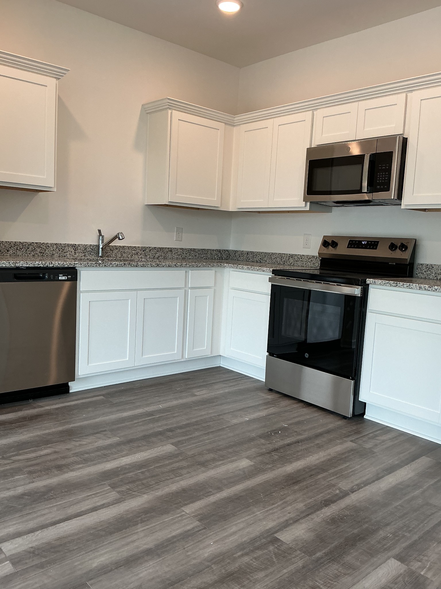 221 Darlington Drive 221
