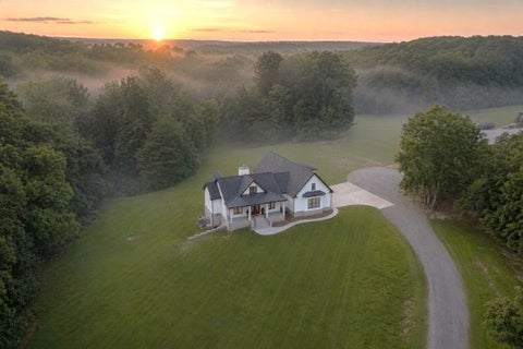 Photo of 190 Jordan Cm Road, Bon Aqua, TN 37025 (MLS # 3610001)