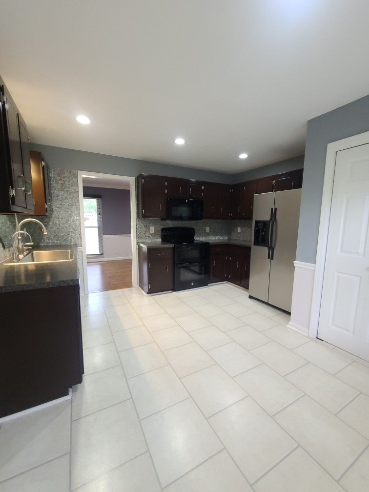 2127 Amadeus Dr