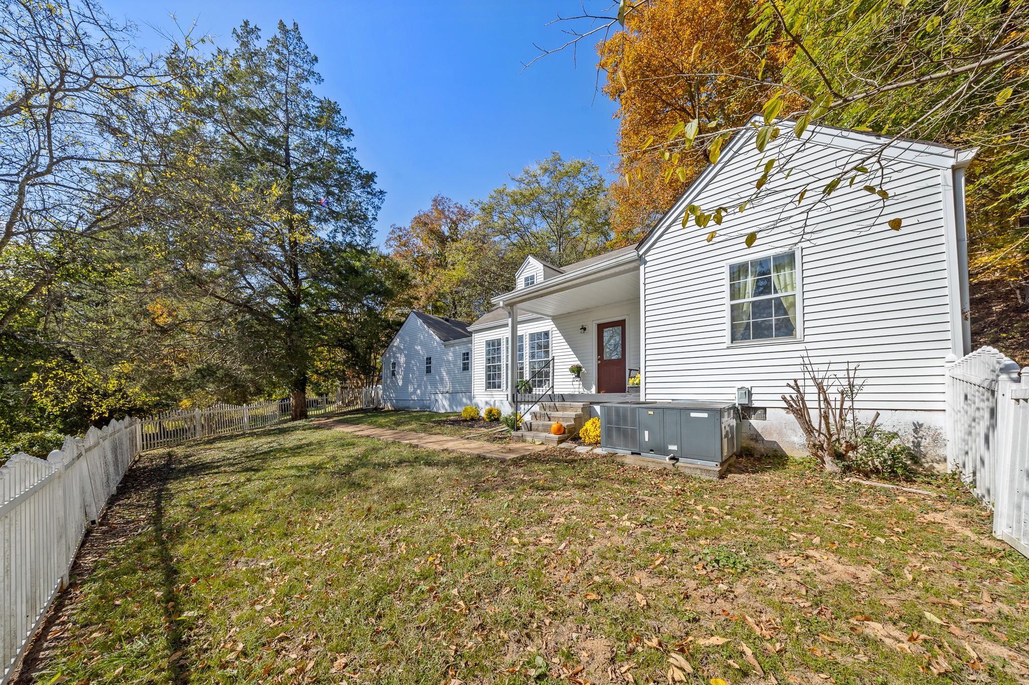 1280A Louisville Hwy