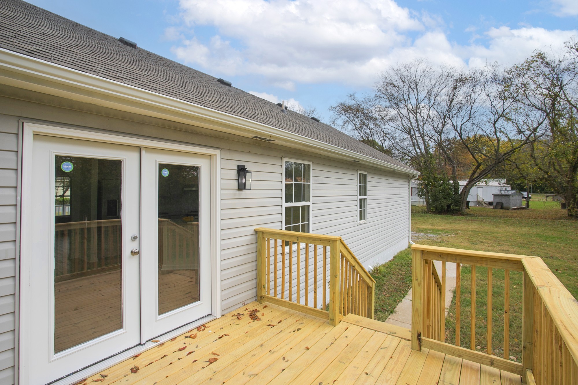 Gallatin, Tennessee 37066, United States, 3 Bedrooms Bedrooms, ,2 BathroomsBathrooms,Residential,Pending,21218