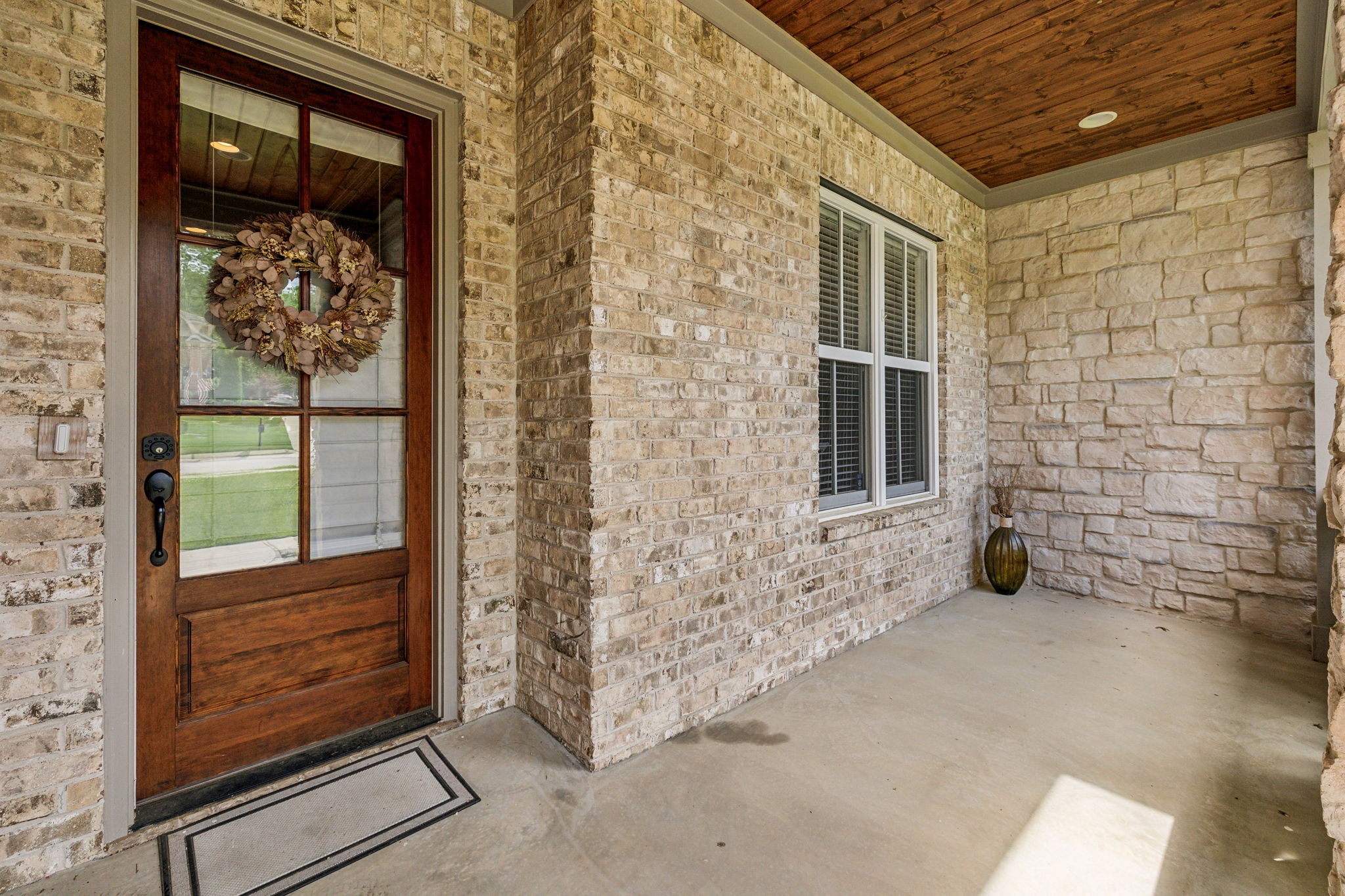 3675 Ronstadt Rd