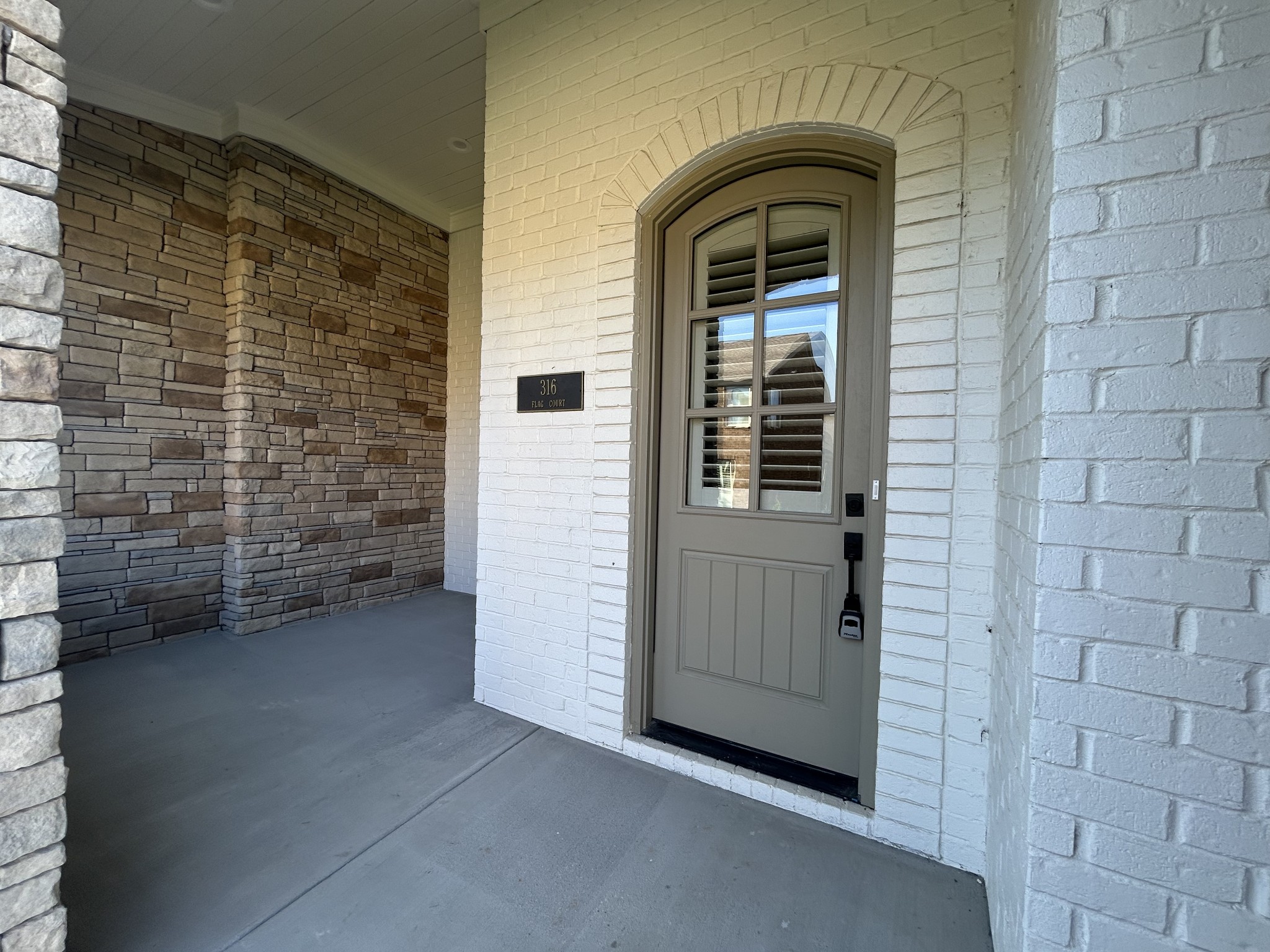 316 Flag Court