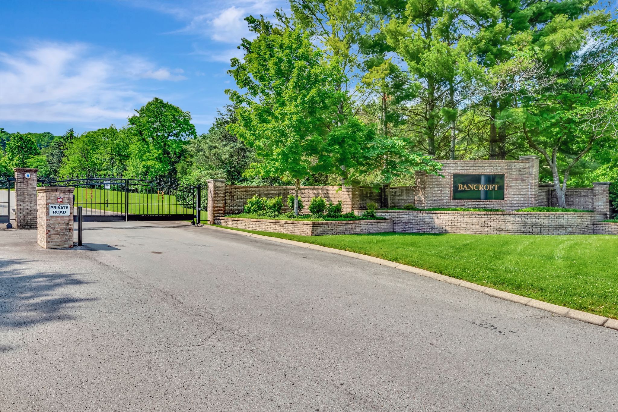 10 Bancroft Pl