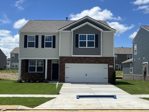 2138 Seiver Lane White House TN 37188