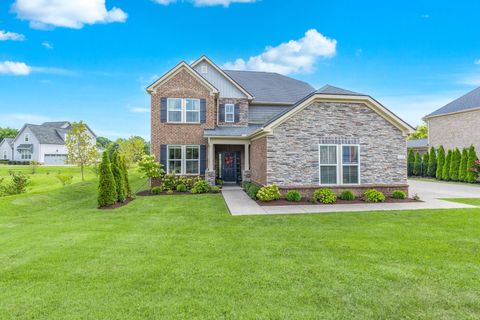 1114 Crossfield Dr Nolensville TN 37135
