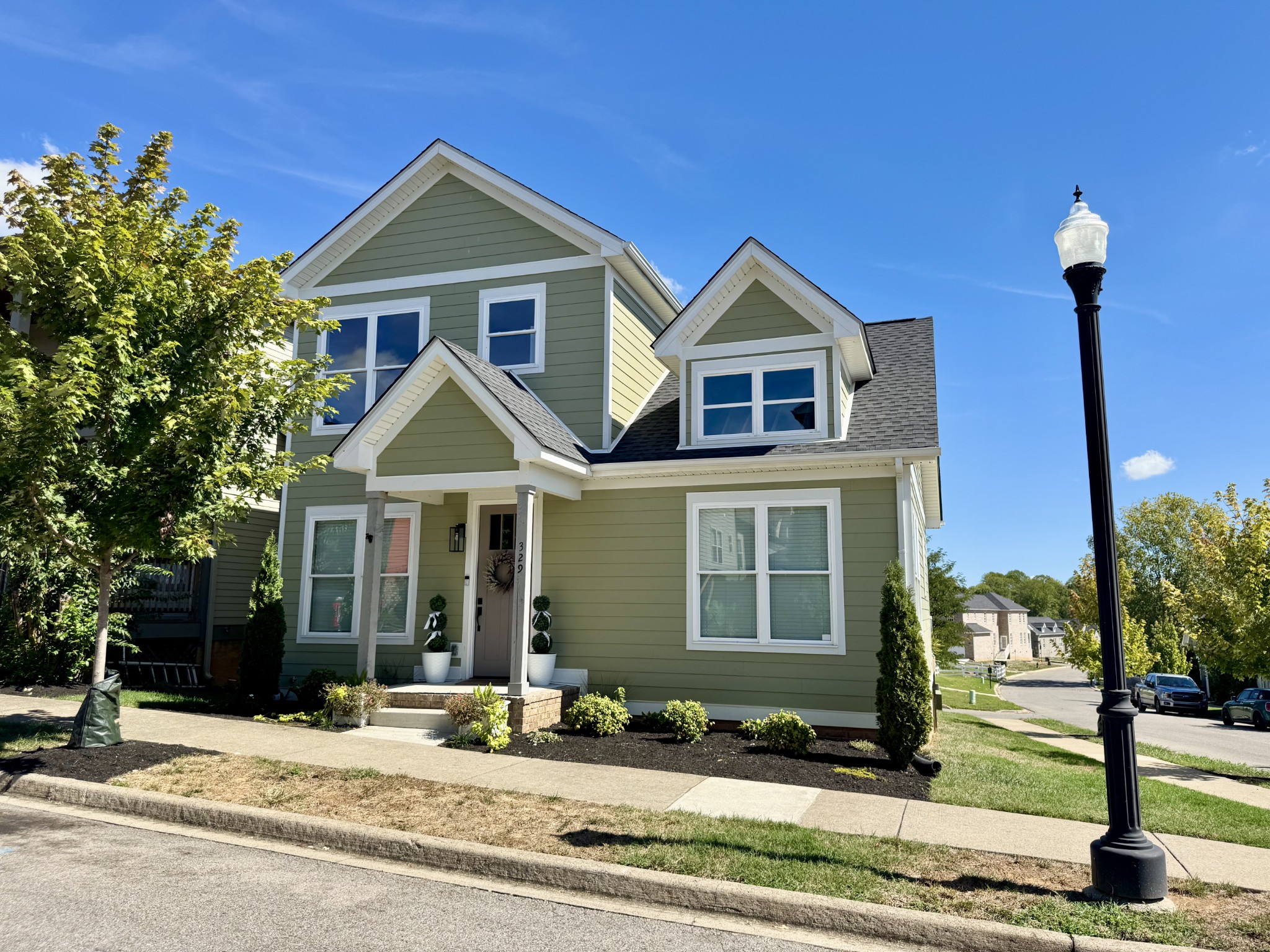 329 Augusta Ave