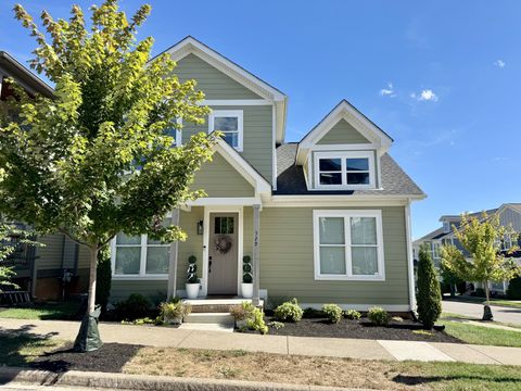 329 Augusta Ave Pleasant View TN 37146