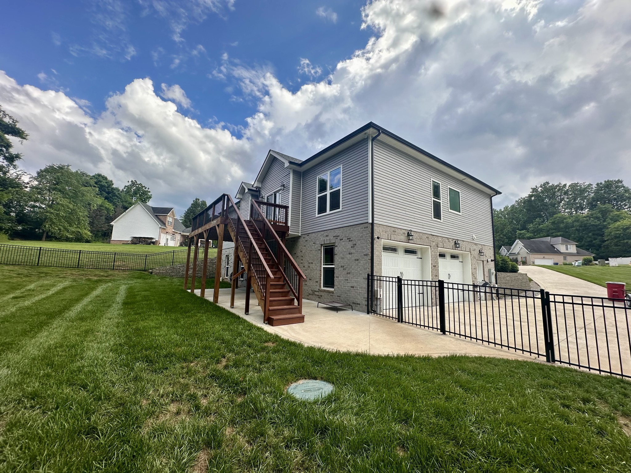 1035 S Ridge Trl