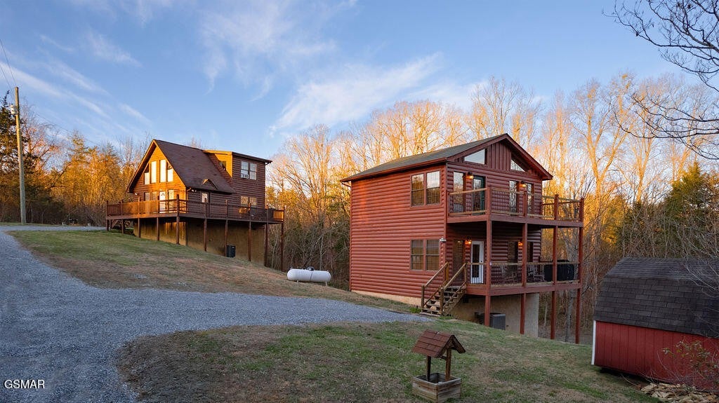 1220 Sugar Loaf Road