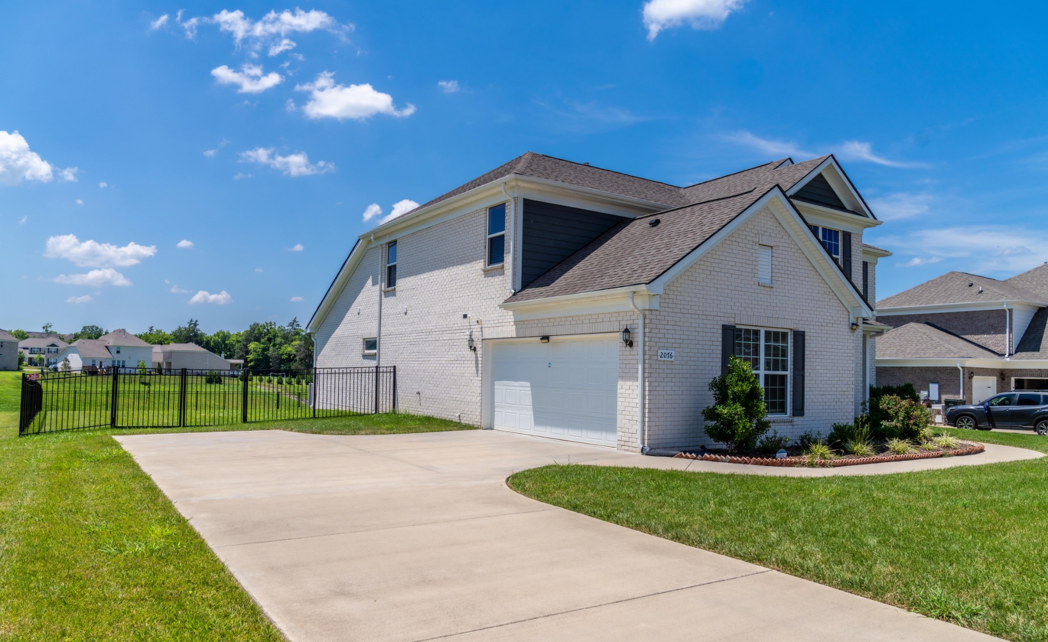 2076 Autry Dr