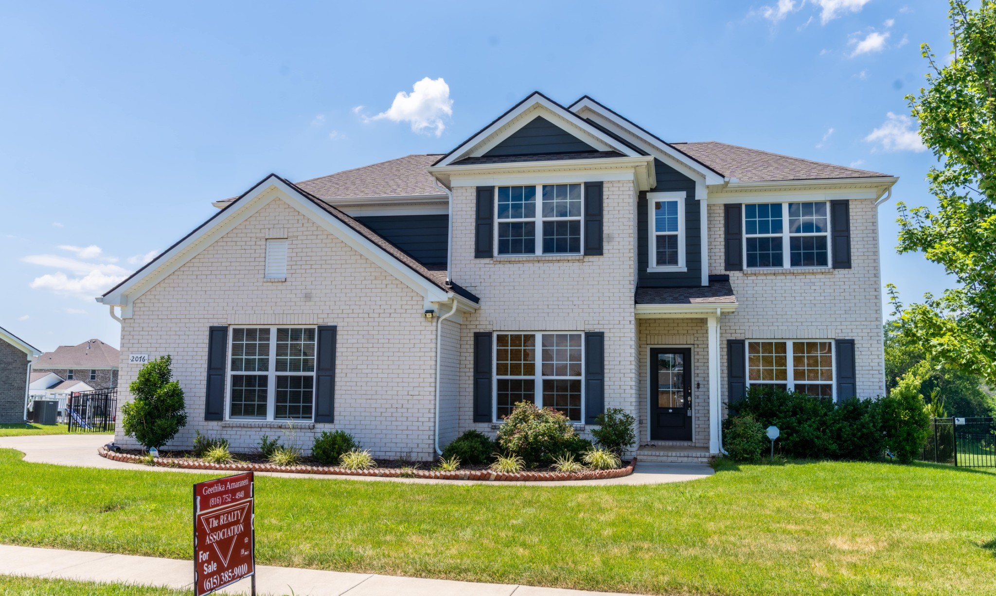 2076 Autry Dr