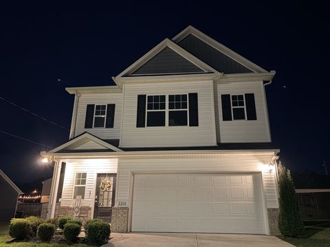 2208 Zeva Cir Columbia TN 38401