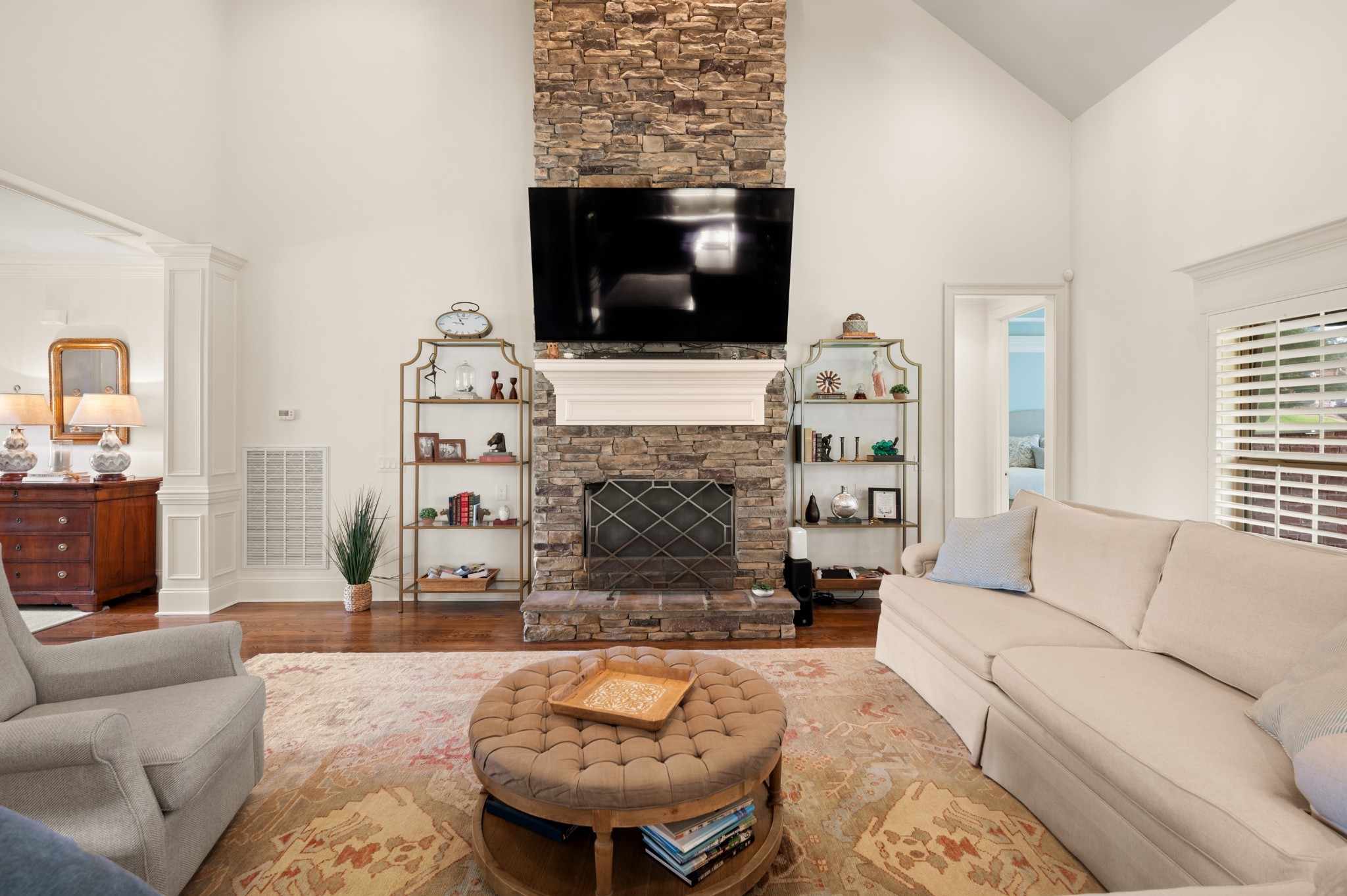 225 Bryson Pl