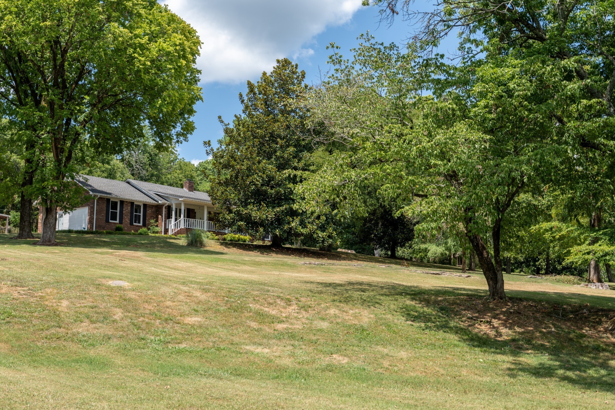 775 Owl Hollow Rd