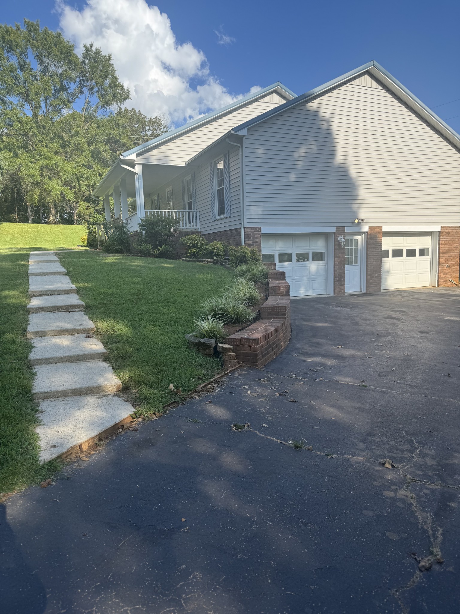 141 Ray Cemetery Rd