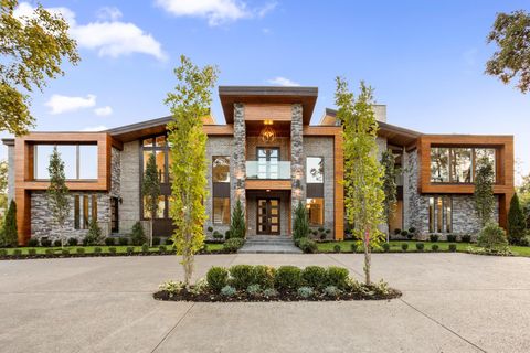 869 Battery Ln Nashville TN 37220