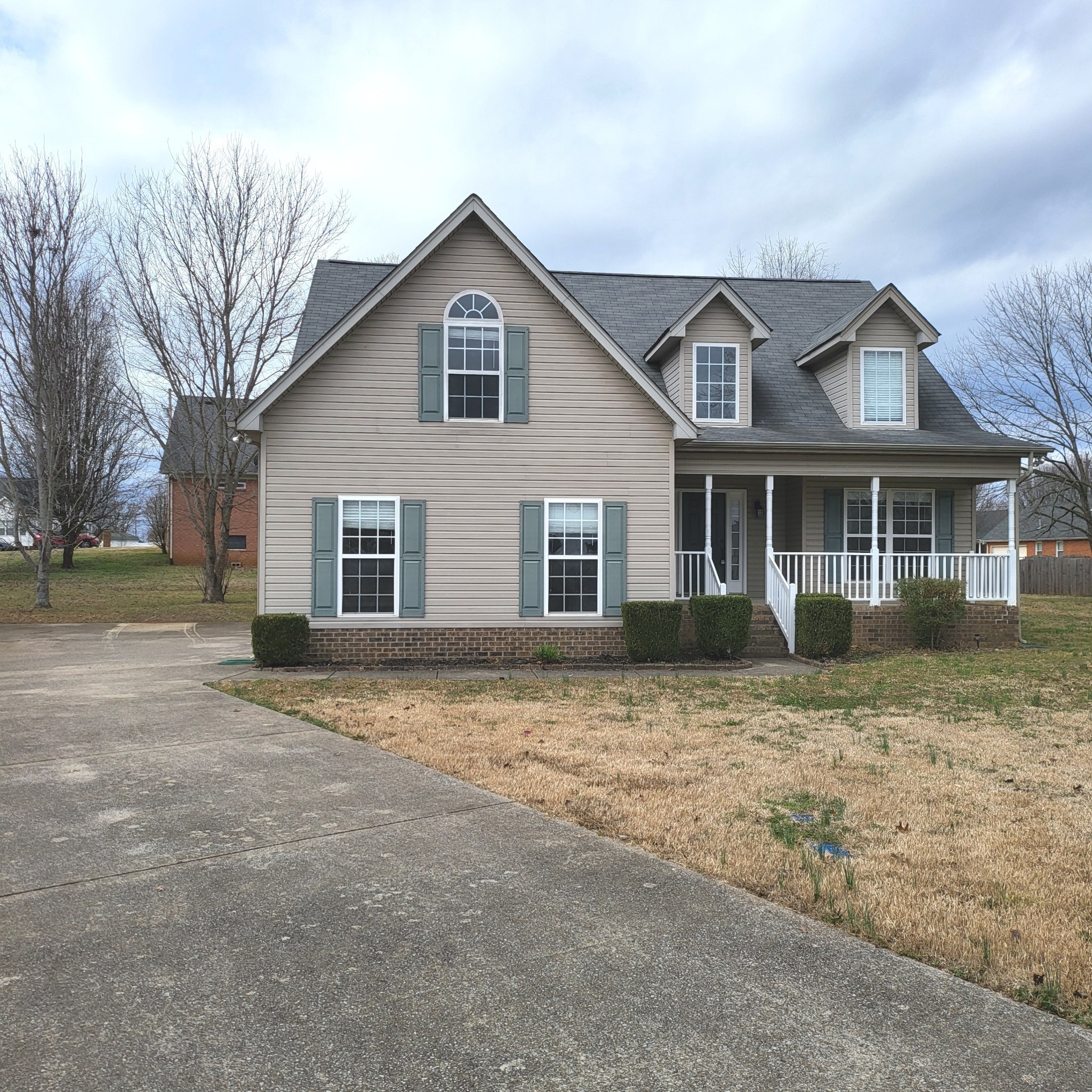 1013 Wigan Dr