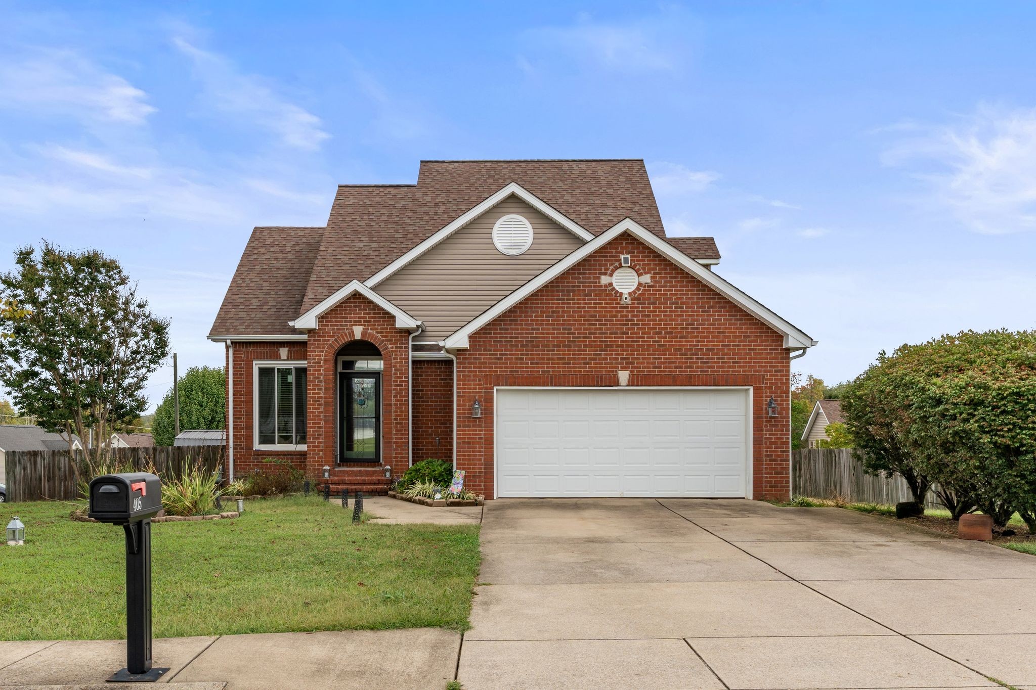 405 Arabian Ln
