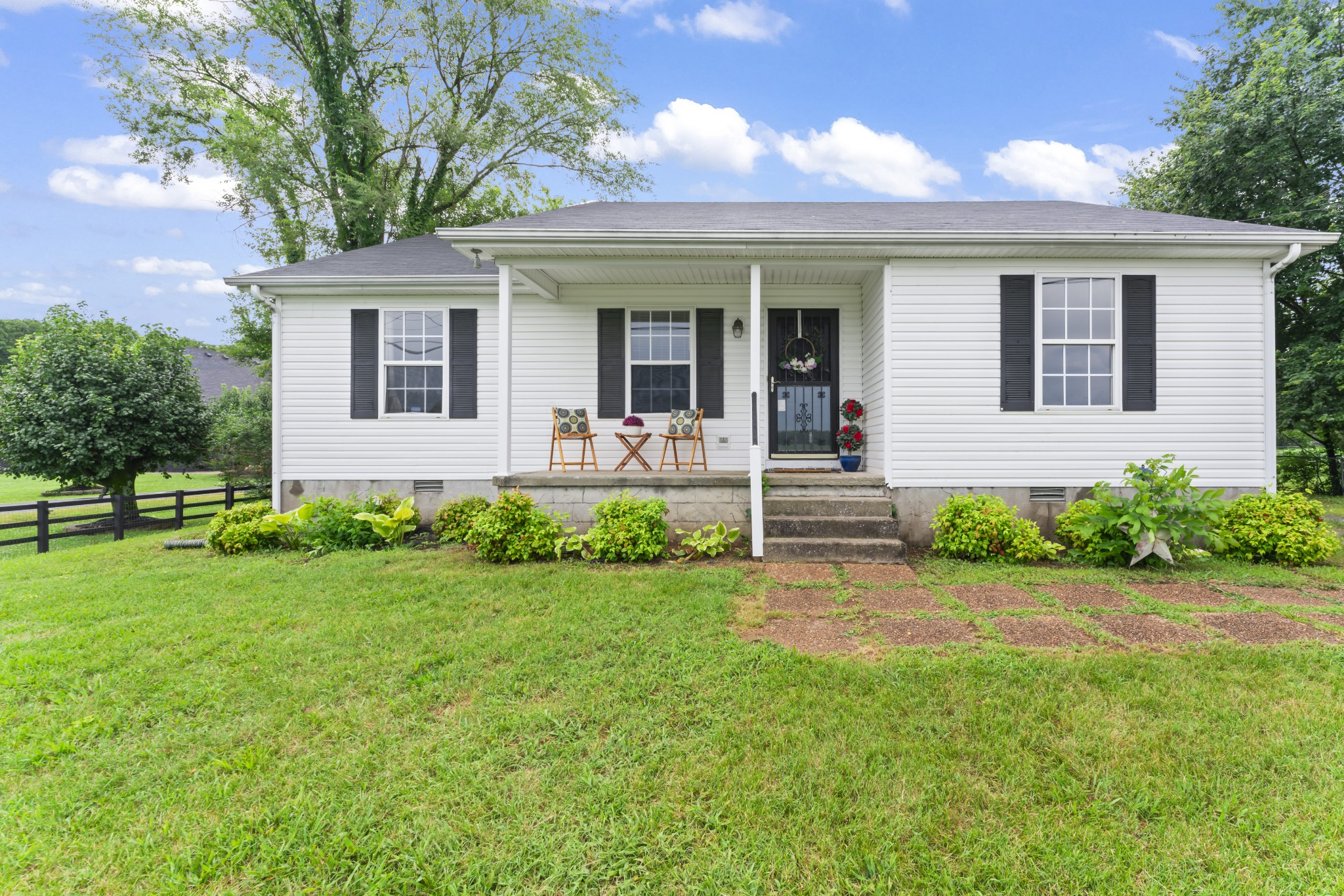 1809 Thompson Rd