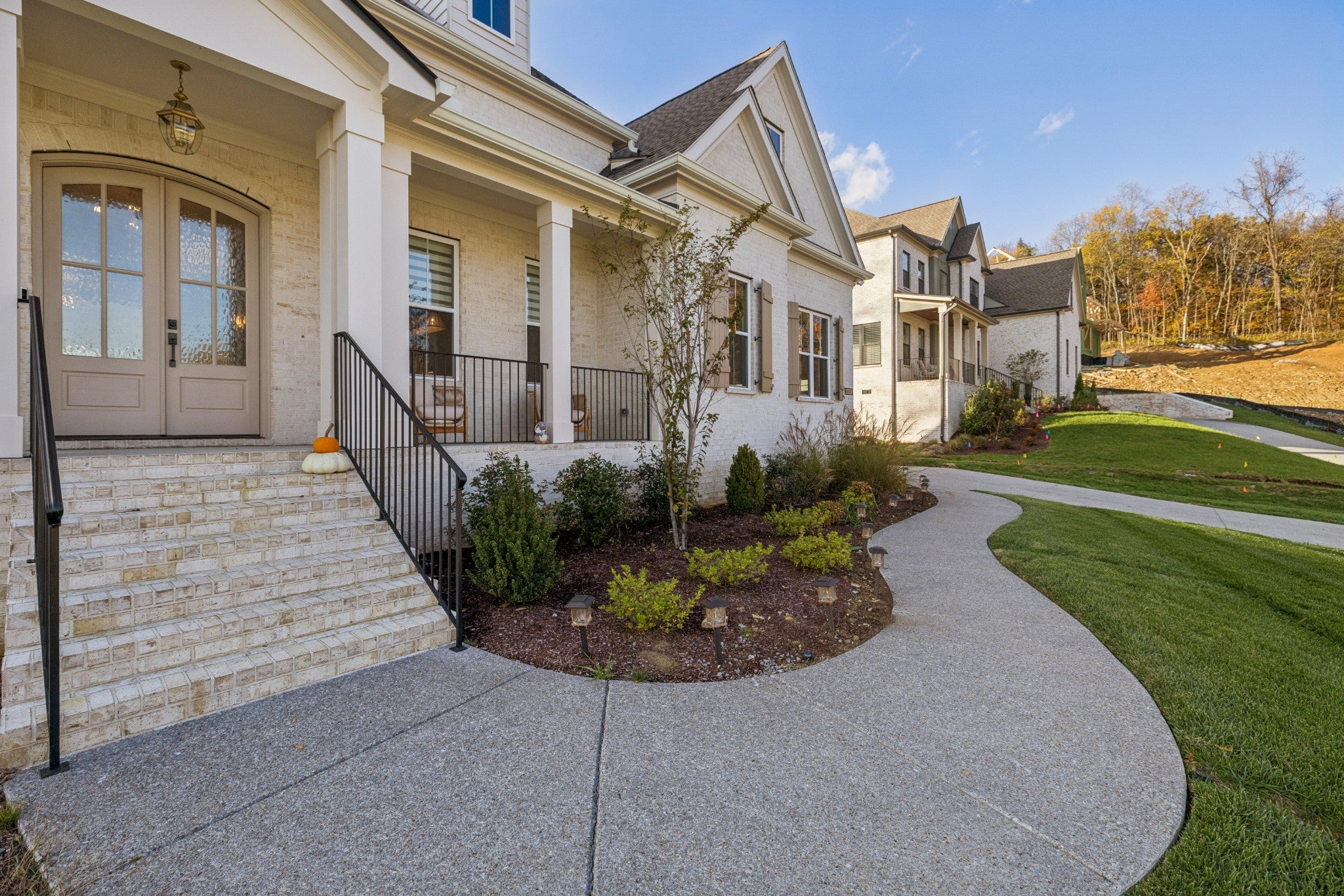 2033 Vail Trace
