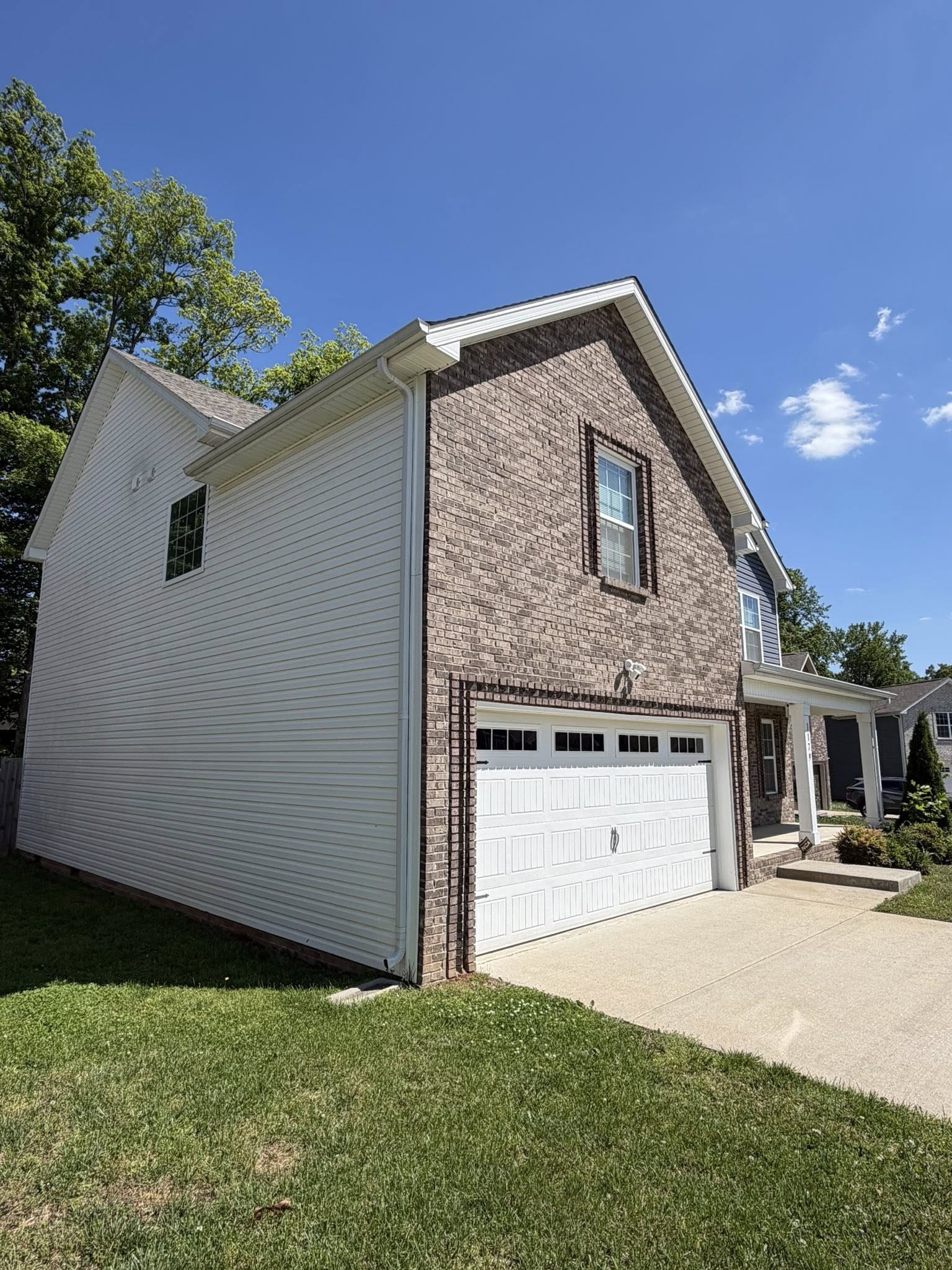 1179 Elizabeth Ln