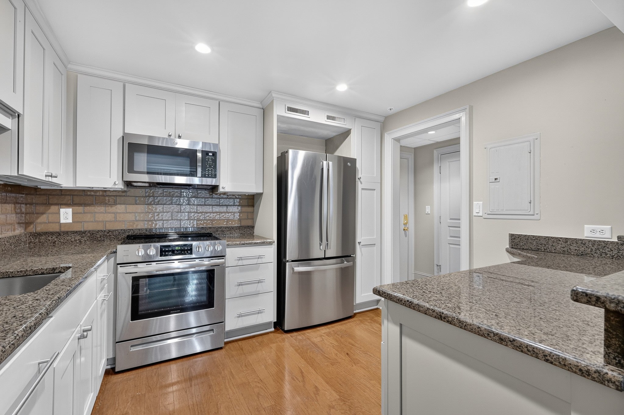 4215 Harding Pike 412