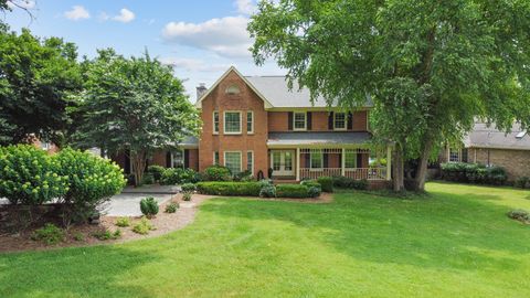 1561 Oxford Ct Gallatin TN 37066