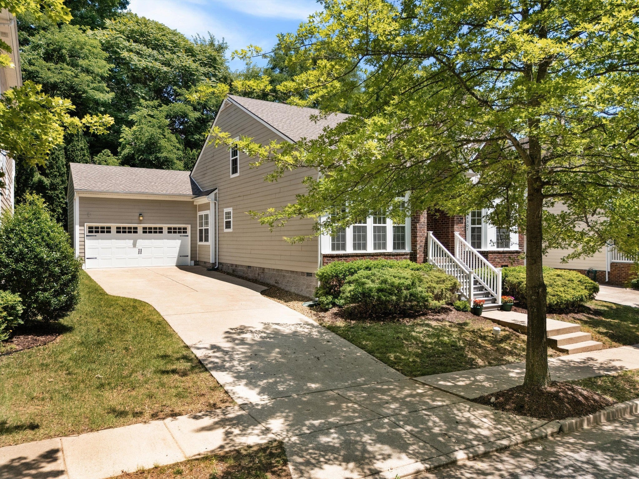 3-bed home for sale in Nashville, TN 37211, 4307 Barnes Cove Dr 4307 Barnes Cove Dr, Nashville TN 37211 3-bed home, photo 3 of 60