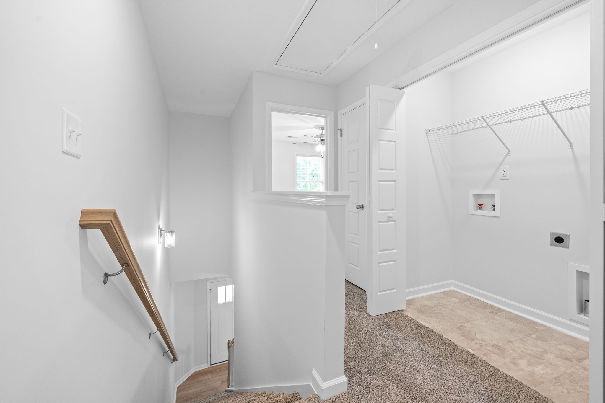 Clarksville, Tennessee 37043, United States, 2 Bedrooms Bedrooms, ,3 BathroomsBathrooms,Residential,Active,103434