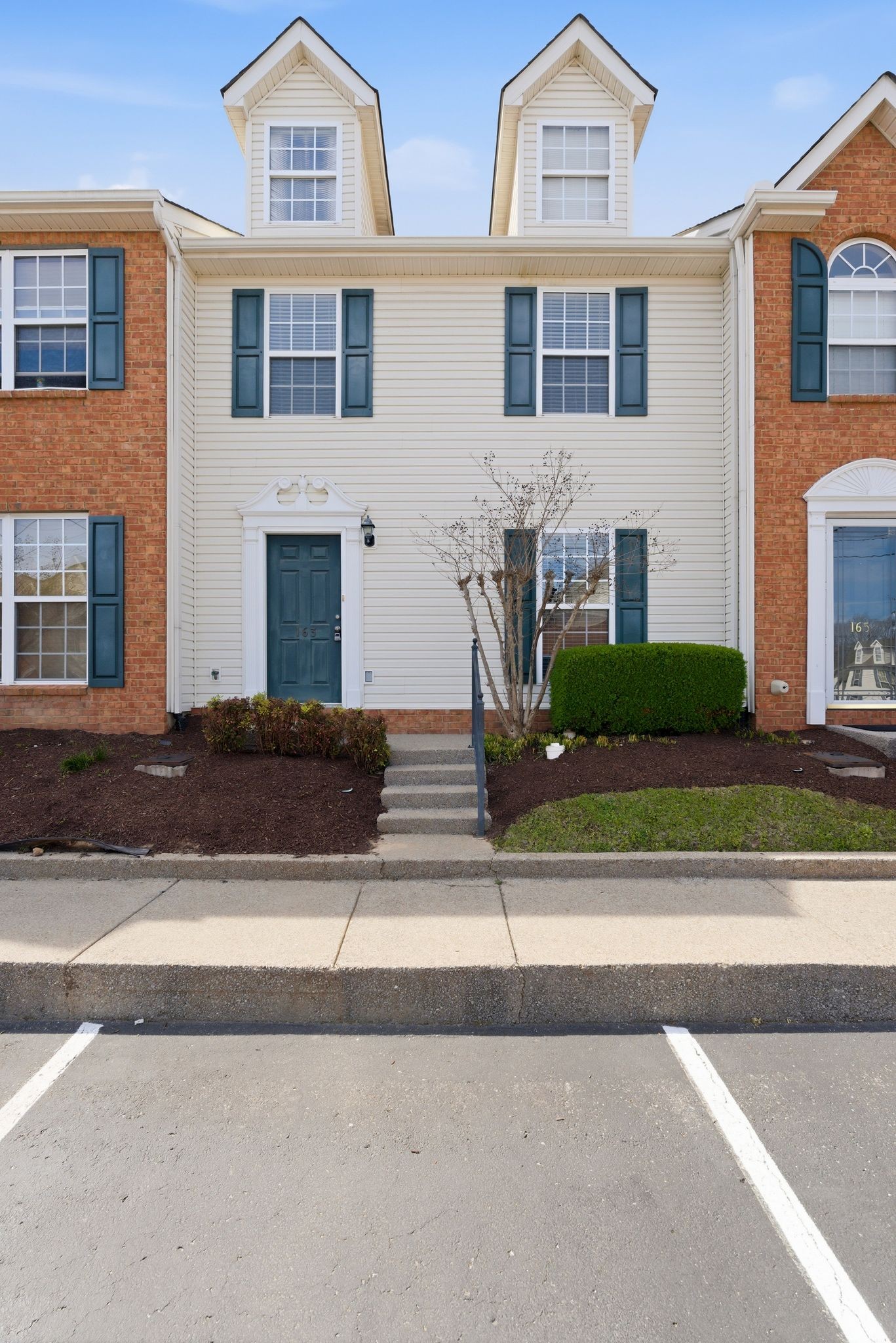 5170 Hickory Hollow Pkwy 163
