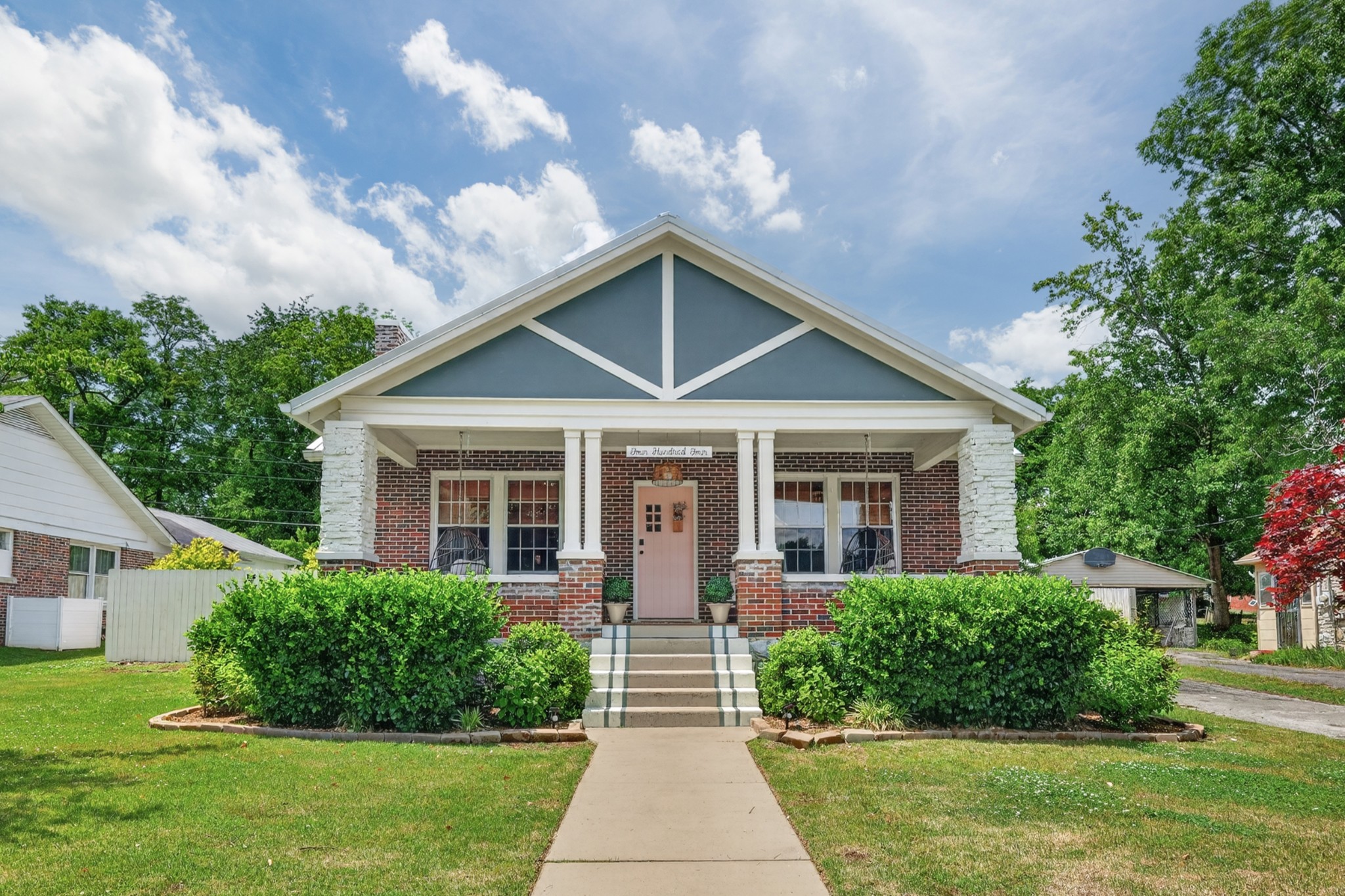 404 4th Ave