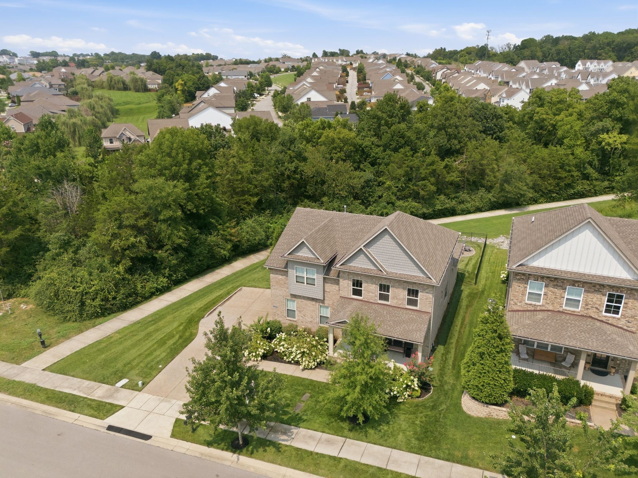 2205 Kirkwall Dr