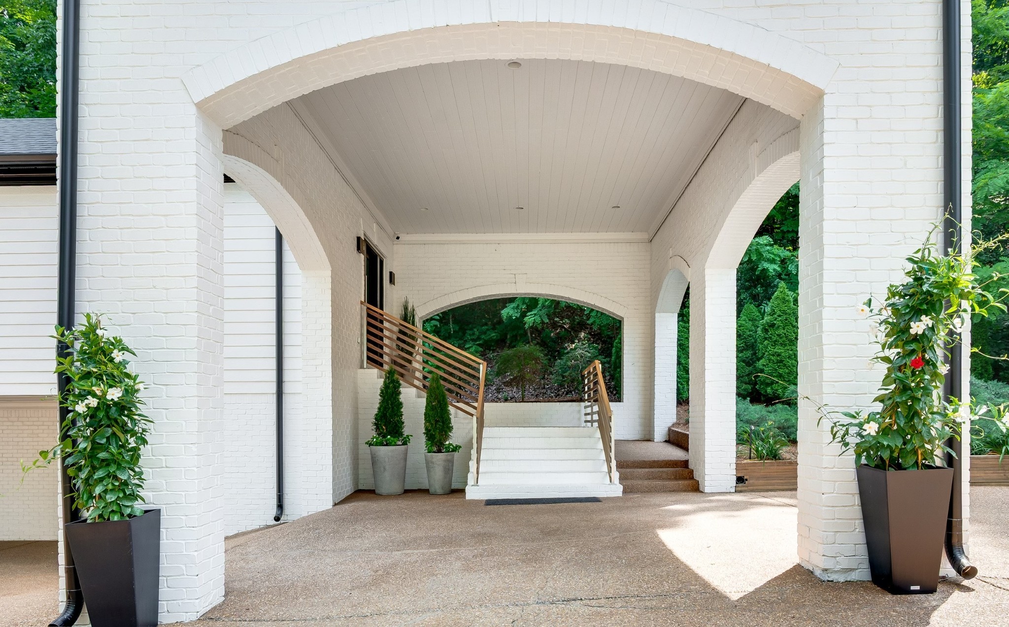 Middle Tennessee Properties 3 1002 Cadbury Ct