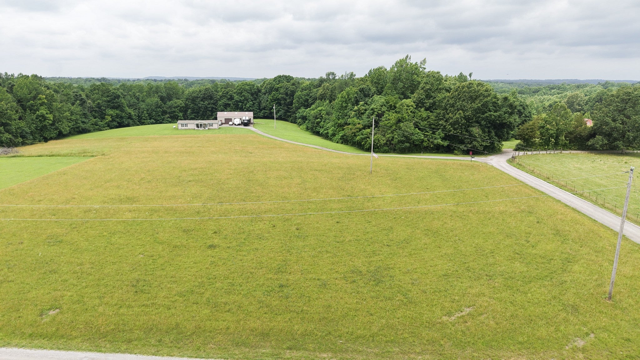 5475 King Robert Ln