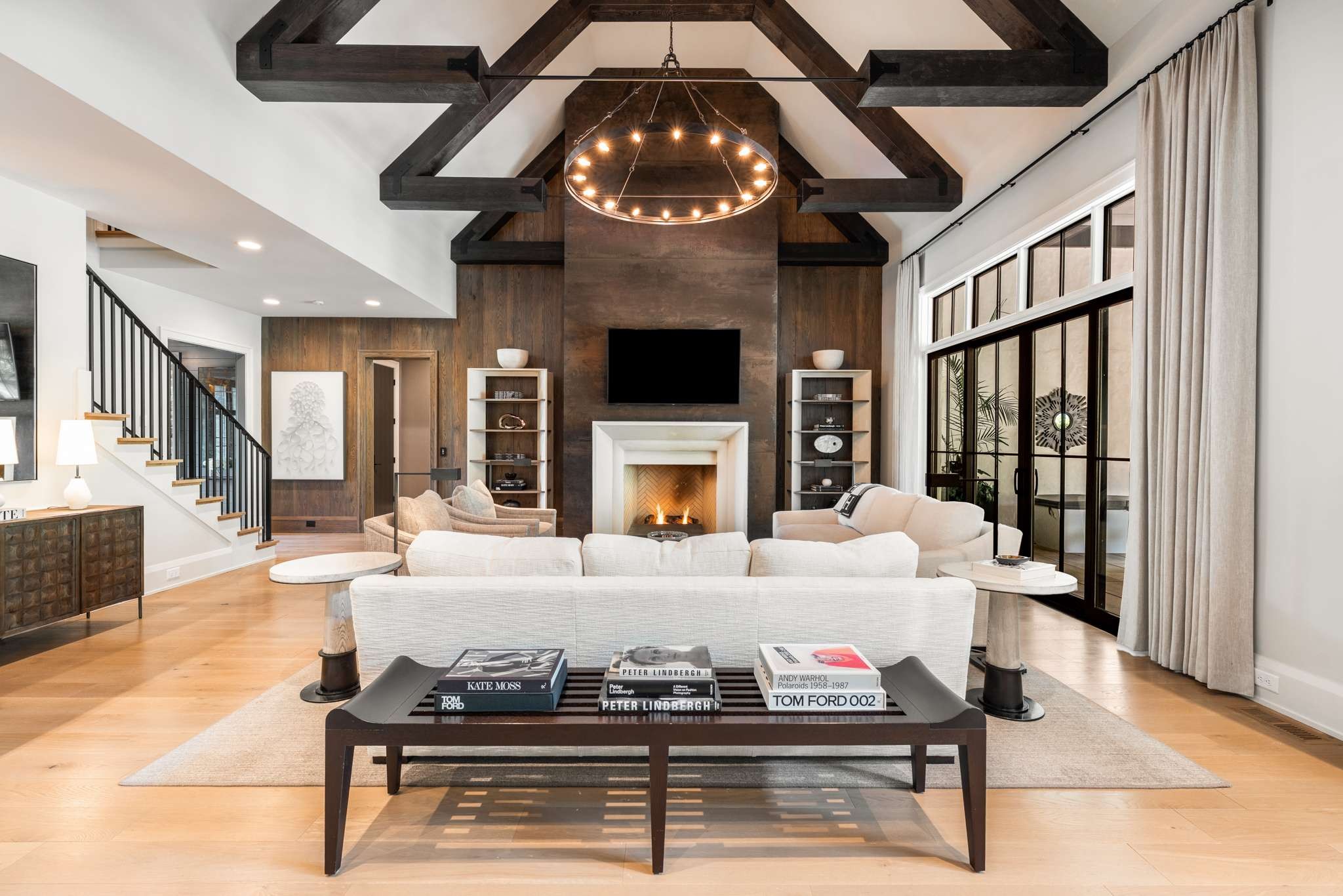 1409 Montmorenci Pass