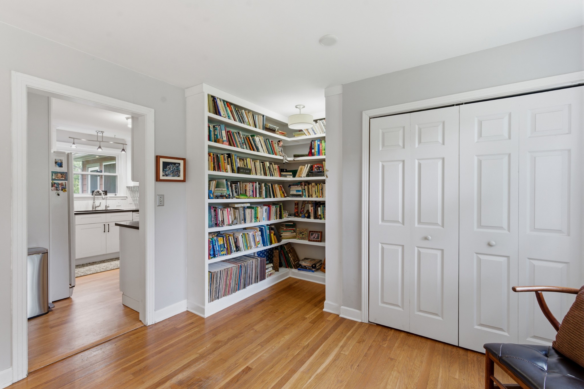 401 Fieldcrest Dr
