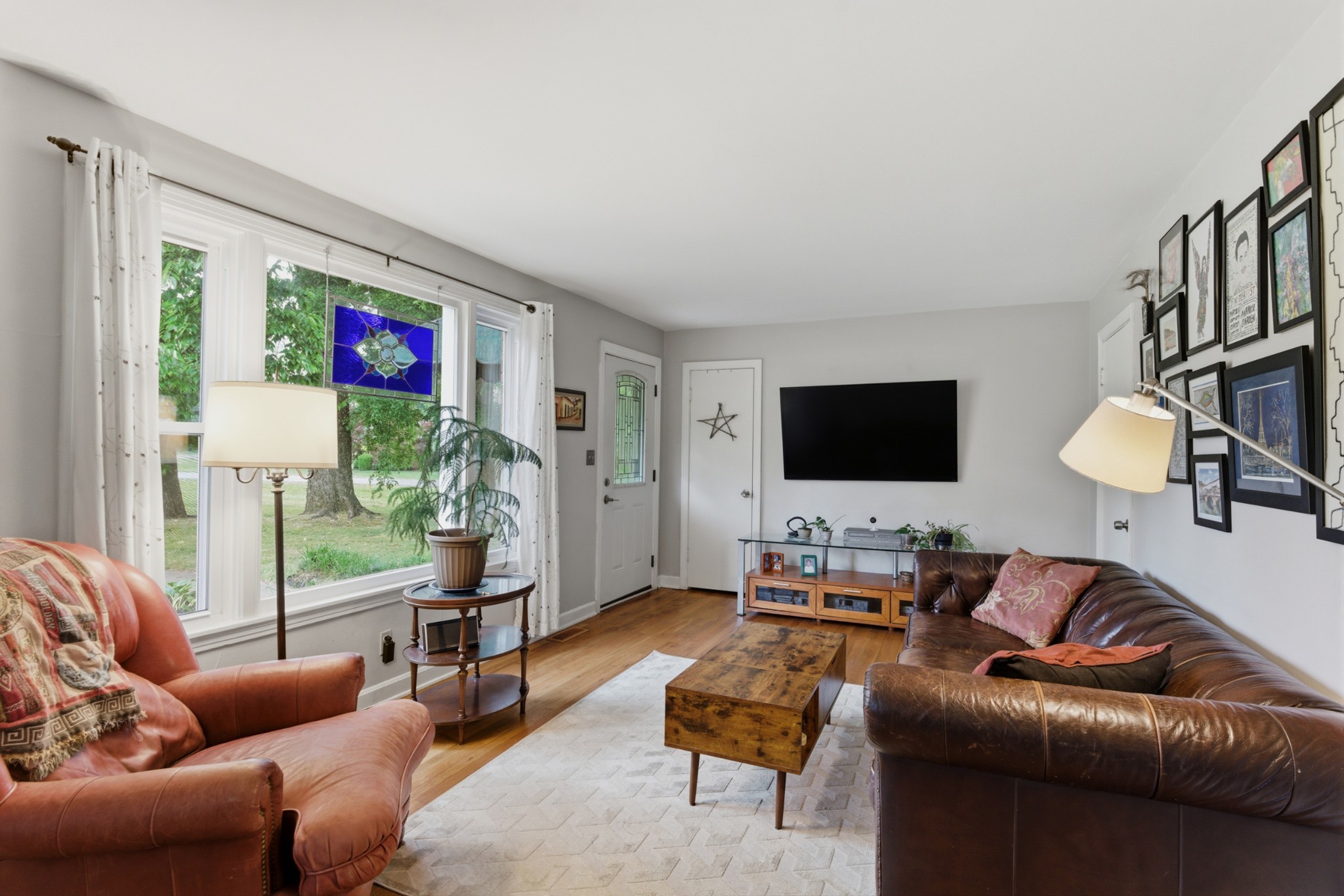 401 Fieldcrest Dr