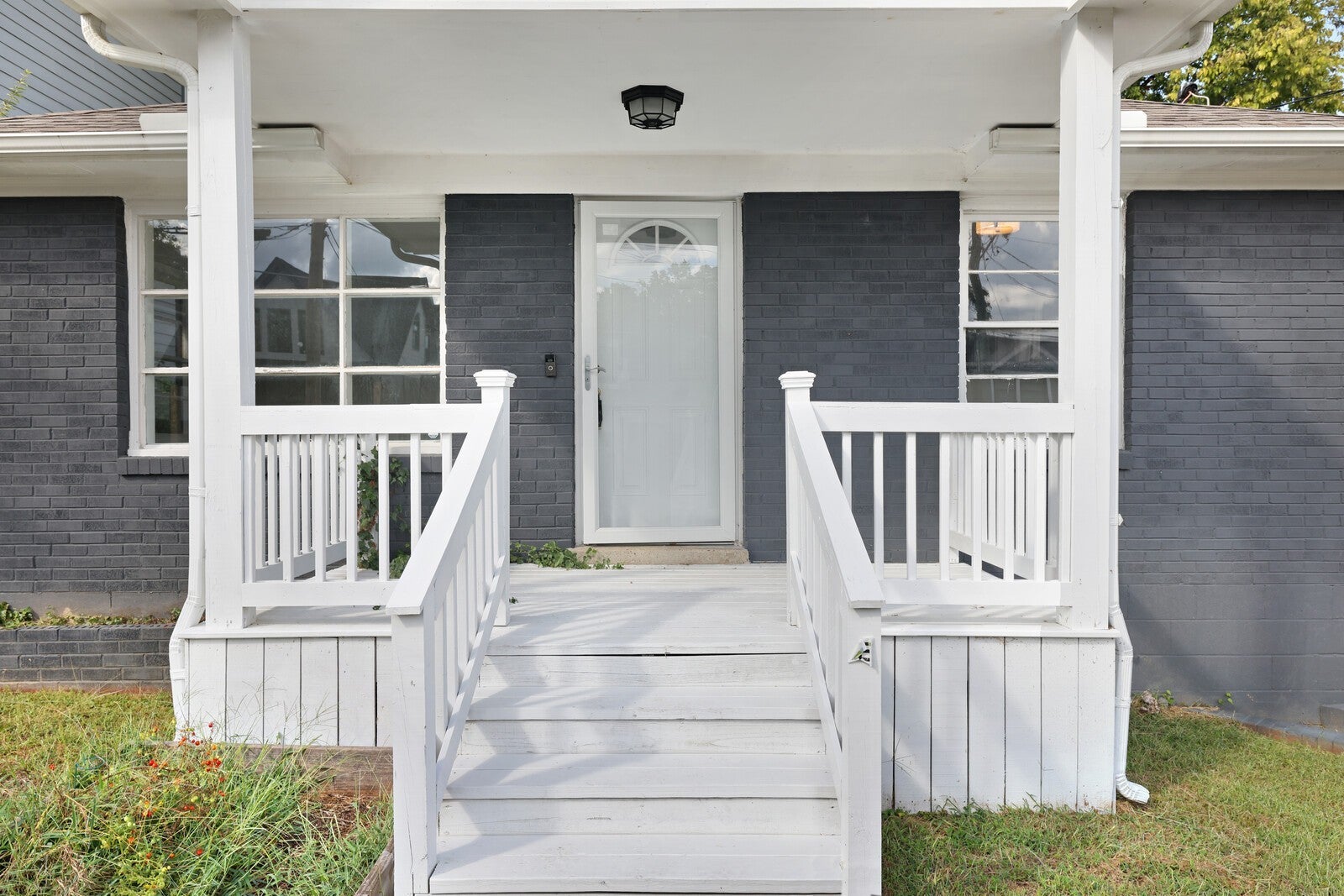 1004 Bate Ave