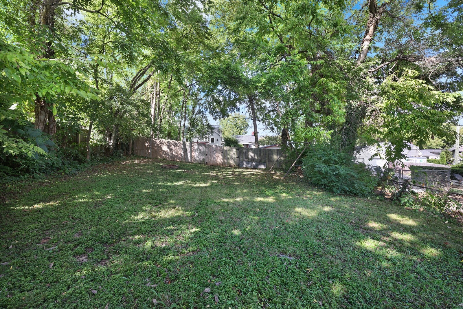 1004 Bate Ave