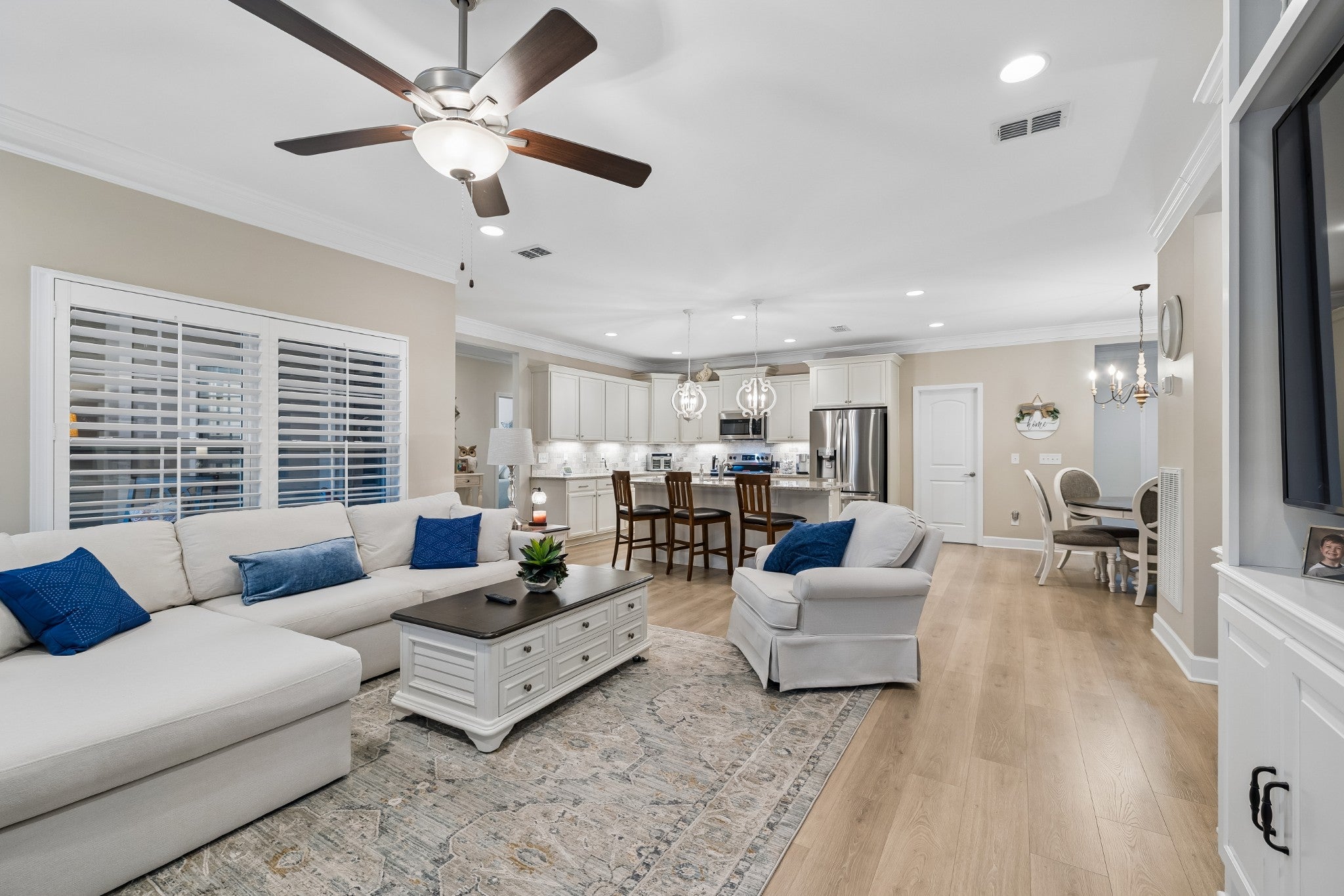 2538 Stonecenter Ln