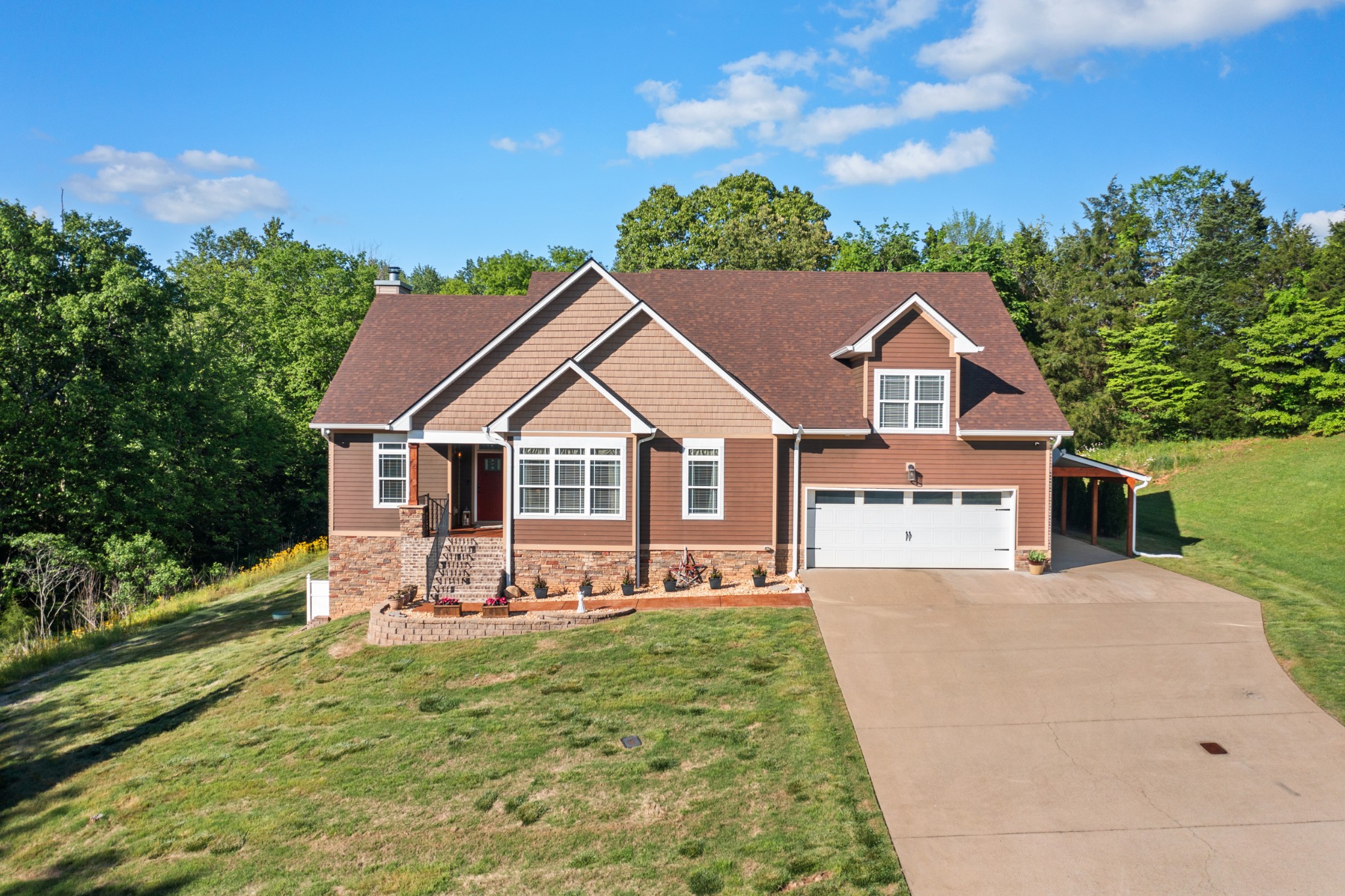 2207 Savage Creek Dr
