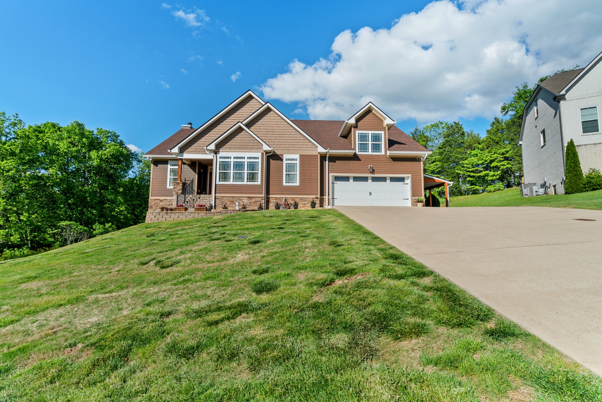 2207 Savage Creek Dr