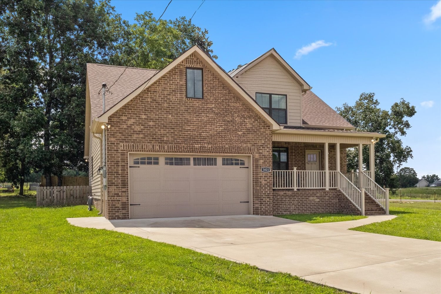 3021 Cambridge Ct