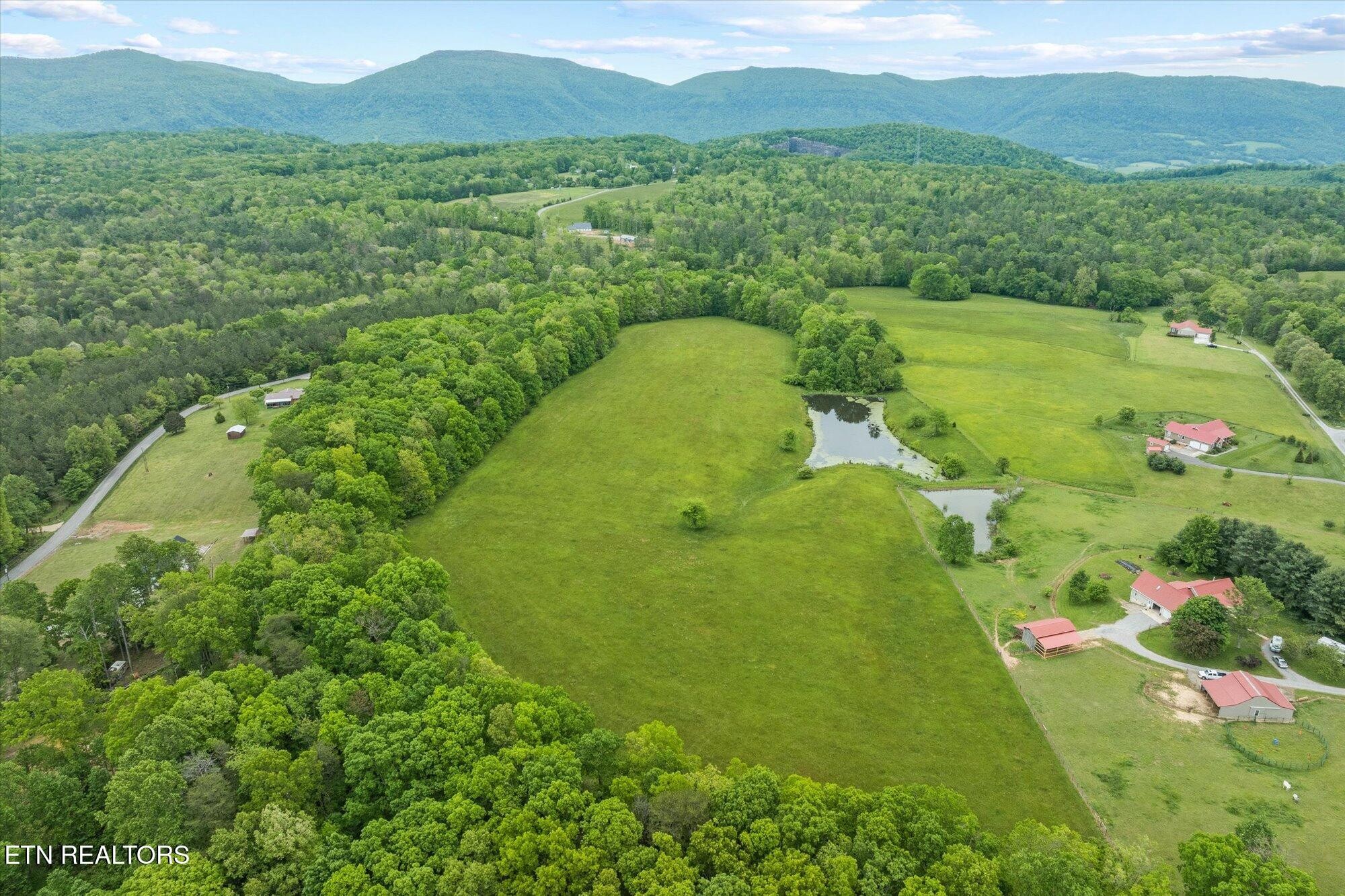 2733 Fields Rd