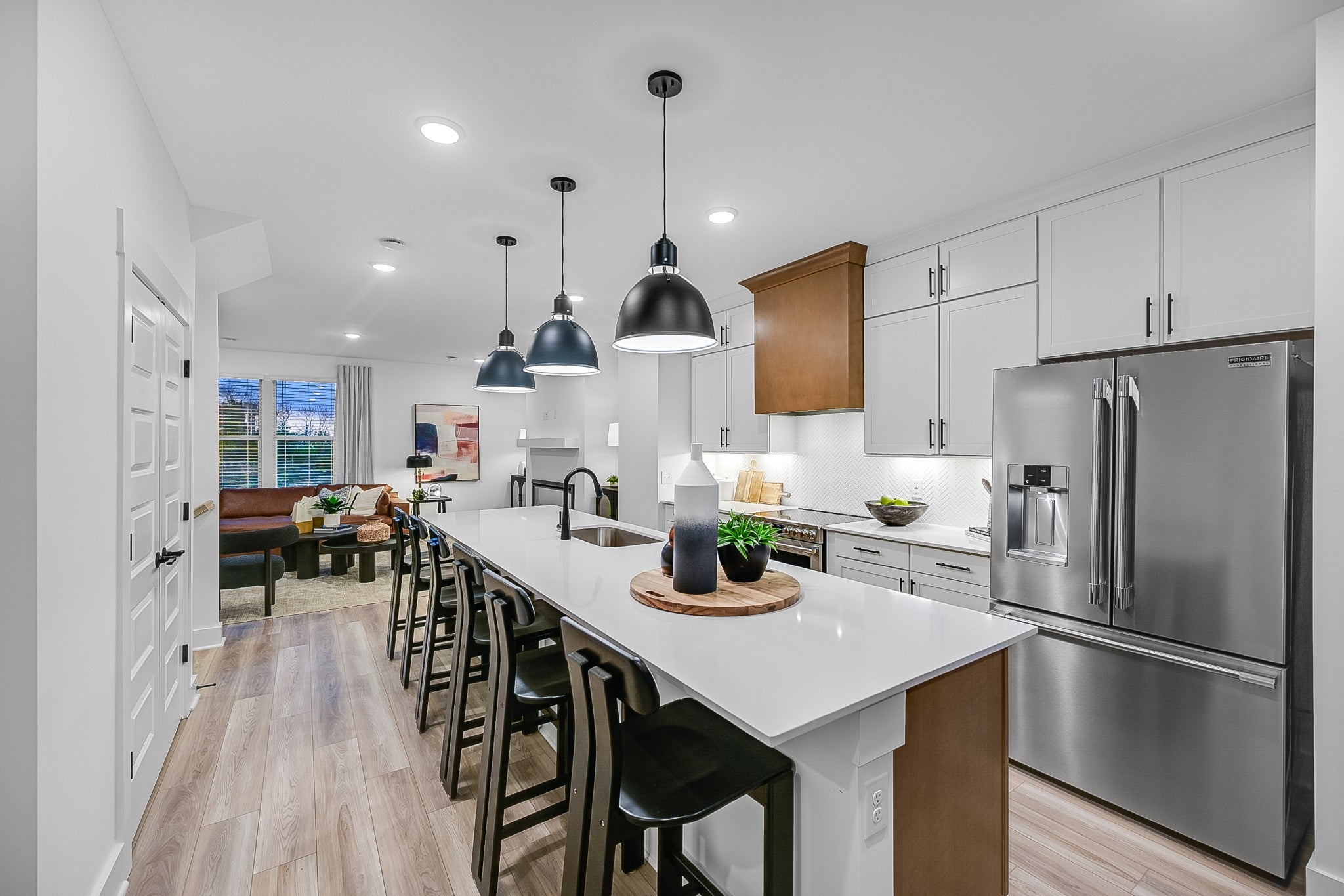 4-bed listing at 207 Harmony Alley, Nashville