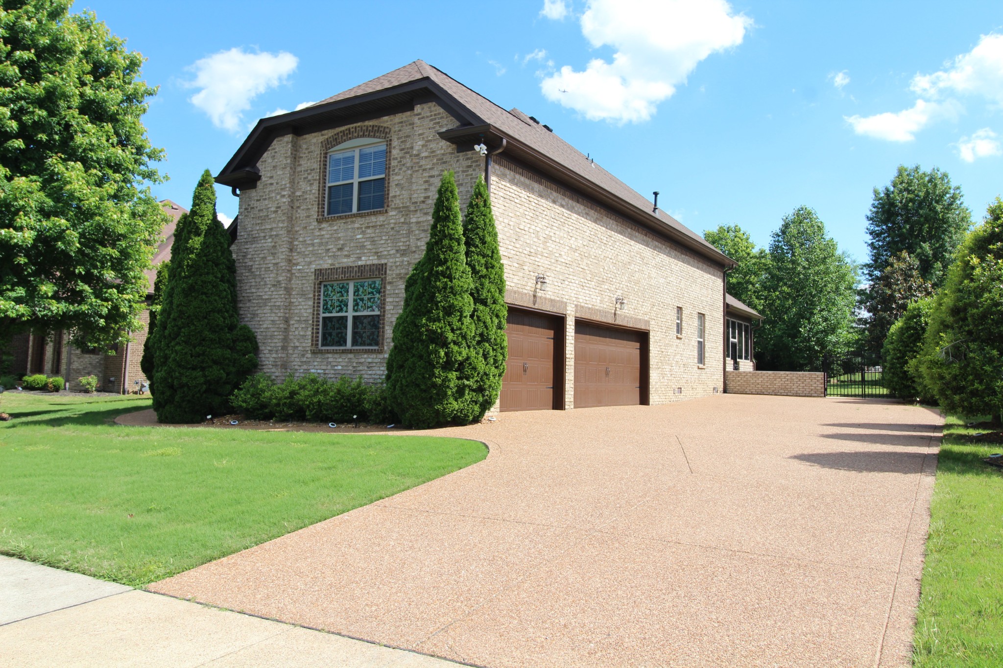 337 Crooked Creek Ln