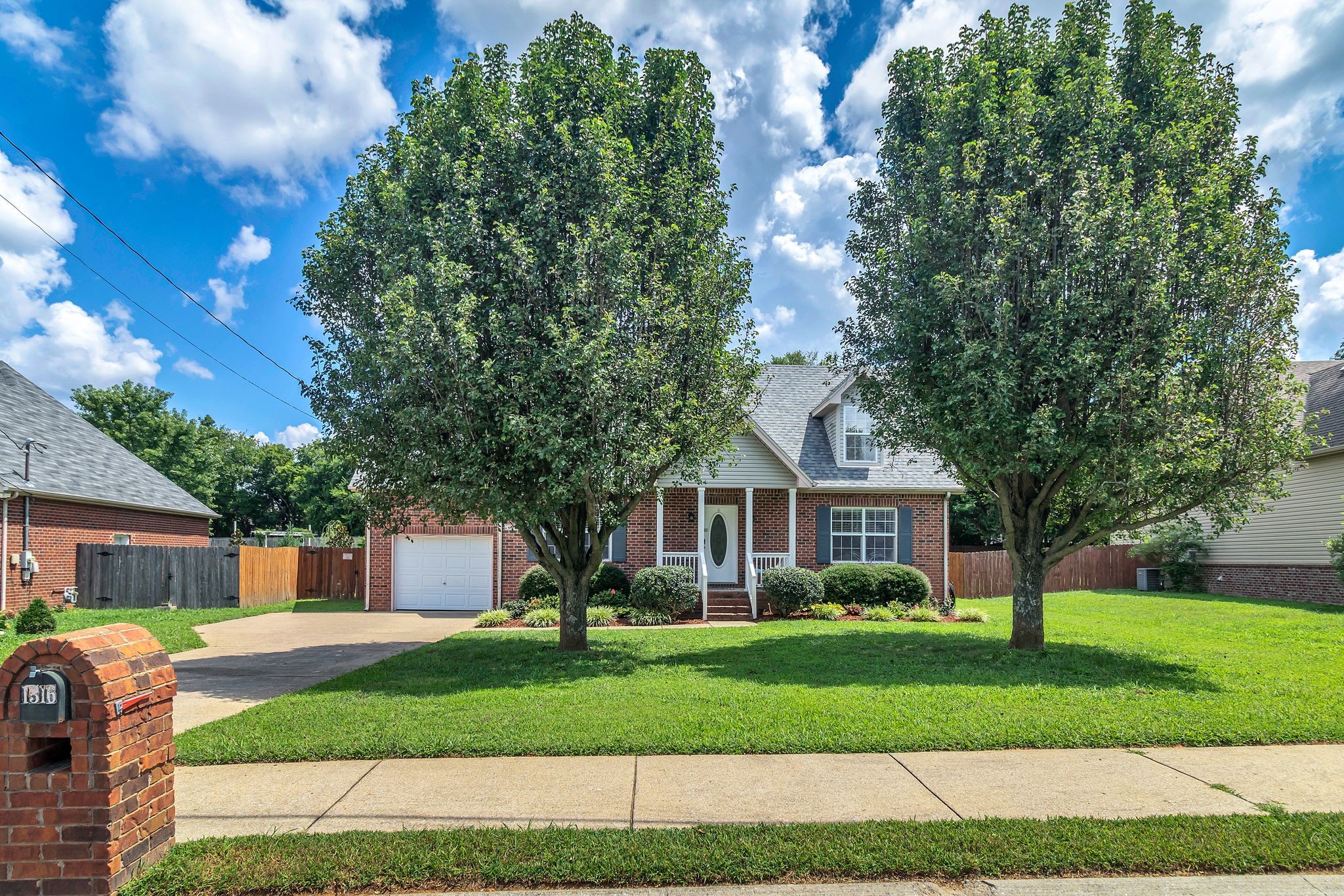 1316 Bolton Dr
