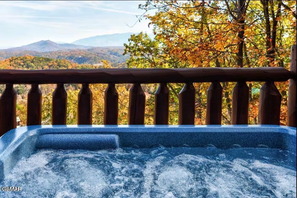 2251 Upper Middle Creek 12